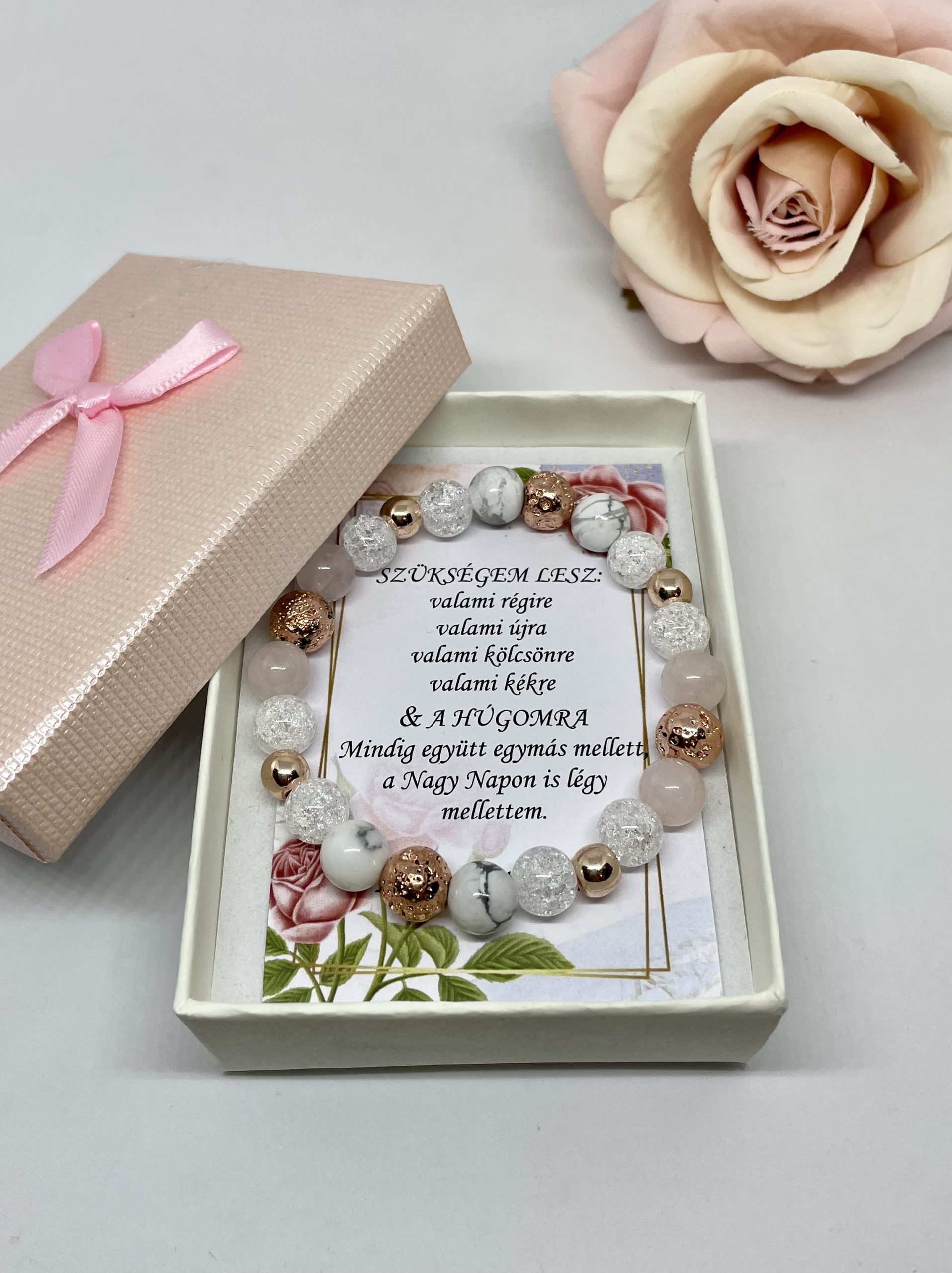 Howlite, lávakő, hegyikristály, hematit, rózsakvarc tanúfelkérő