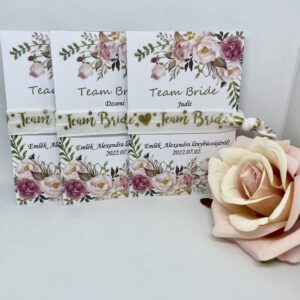 TEAM BRIDE fehér, arany felirattal, virágos kártyával