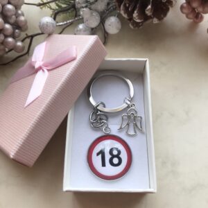 18. Szülinapos kulcstartó