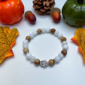 Jáspis, hegyikristály és jade karkötő, hamsa kéz gyönggyel